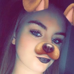 Meet your Posher, Lilly